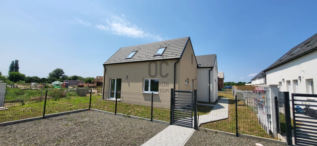 For sale terraced house, Vác, Alsóváros
