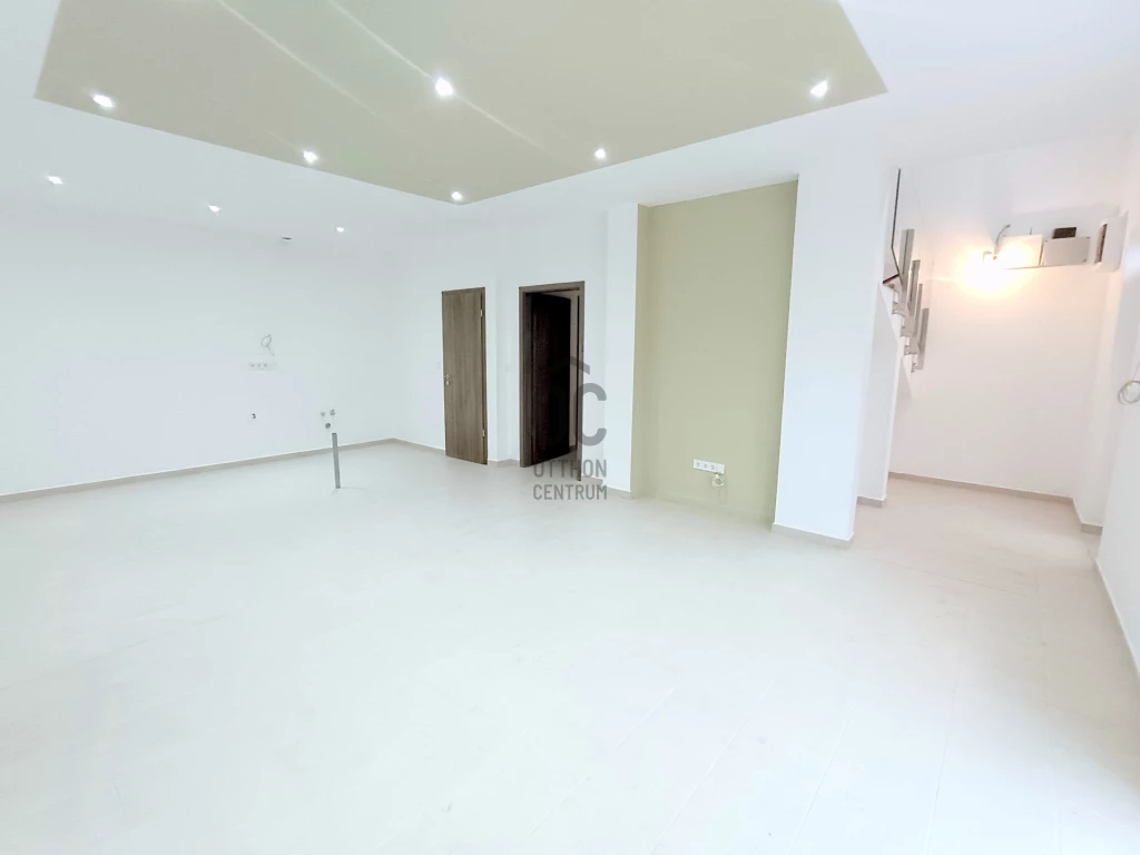 Eladó téglalakás, Erdőkertes, Erdőkertes