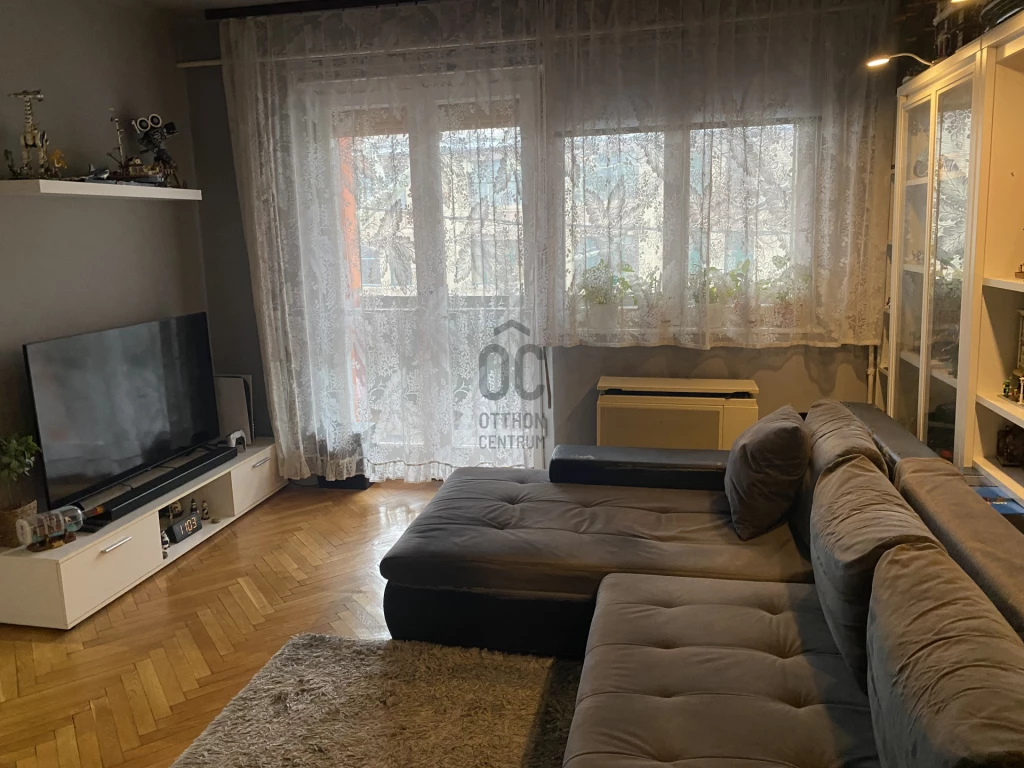 For sale brick flat, Vác, Belváros