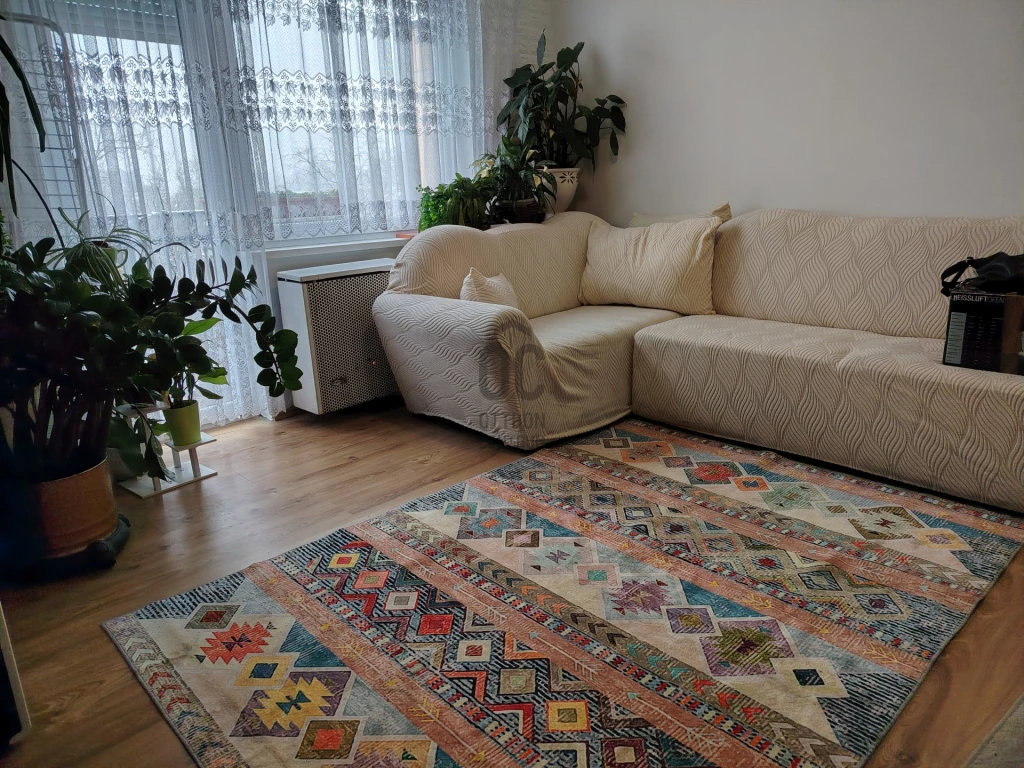 For sale brick flat, Vác, Deákvár