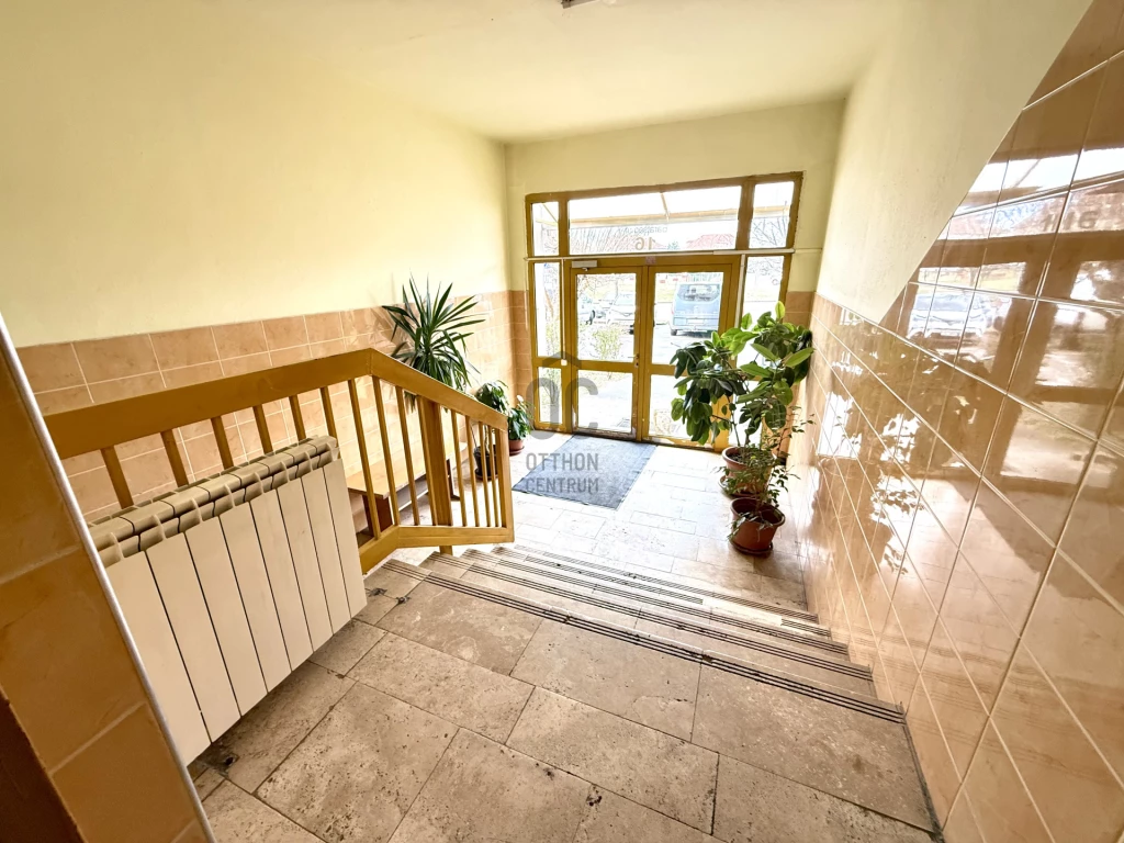 For sale panel flat, Dunakeszi, Barátság úti lakótelep