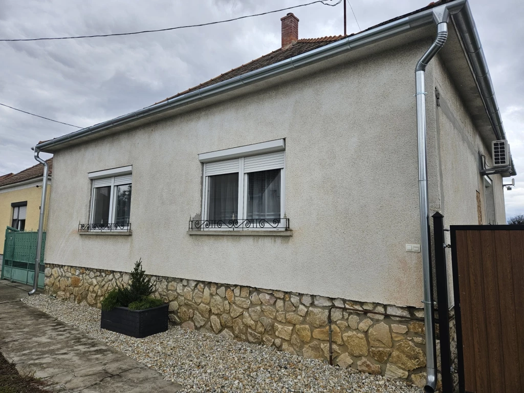 c3-1-name c2-1-name, Szany