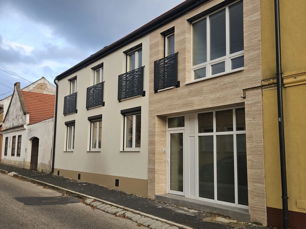 Eladó Lakás, Pápa 89.500.000 Ft