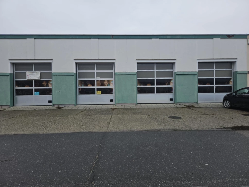 Kiadó Ipari, Pápa 350.000 Ft