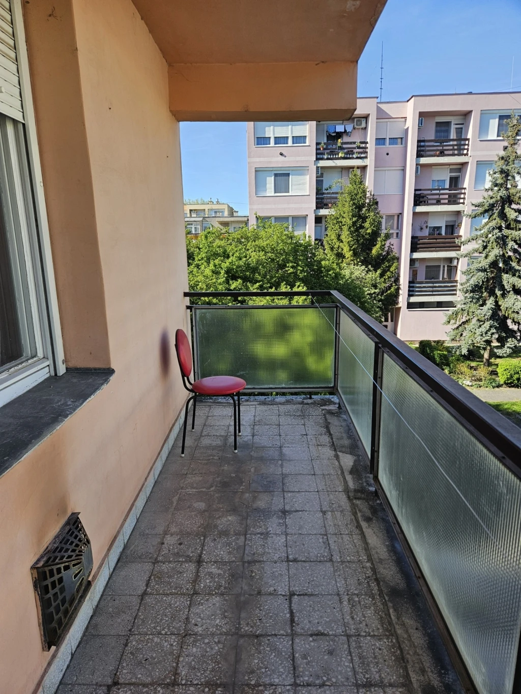 c3-1-name c2-19-name, Pápa