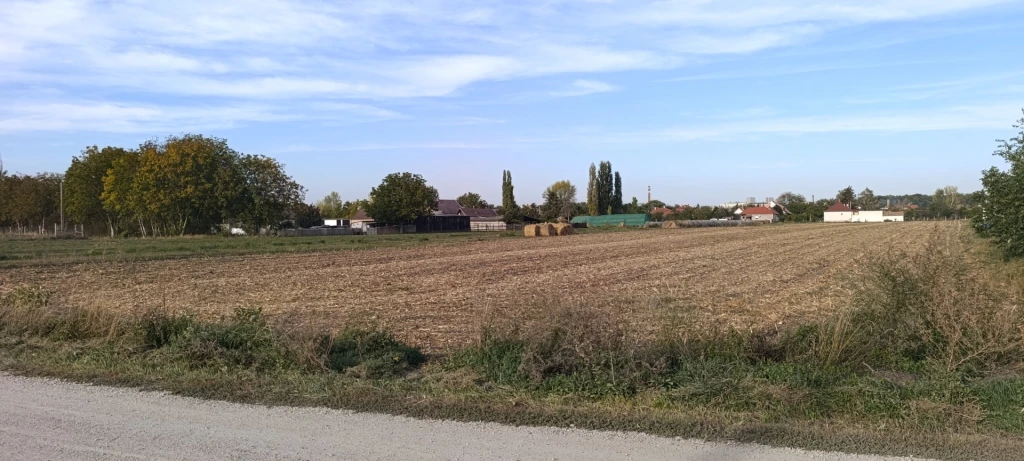 Eladó Telek, Pápa 45.000.000 Ft