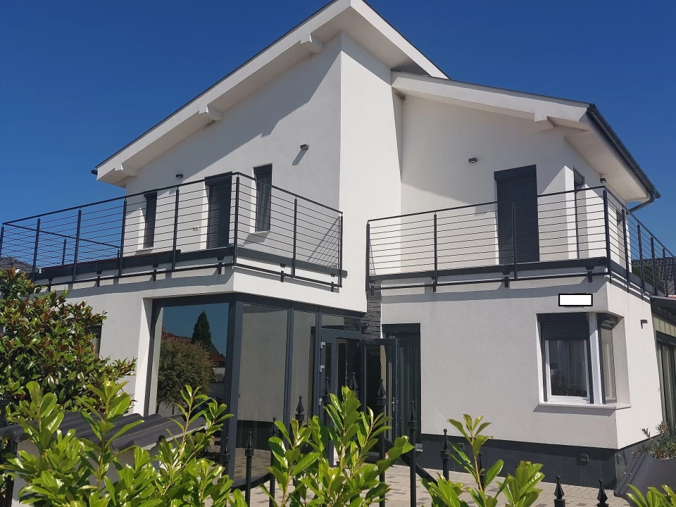 For sale house, Levél