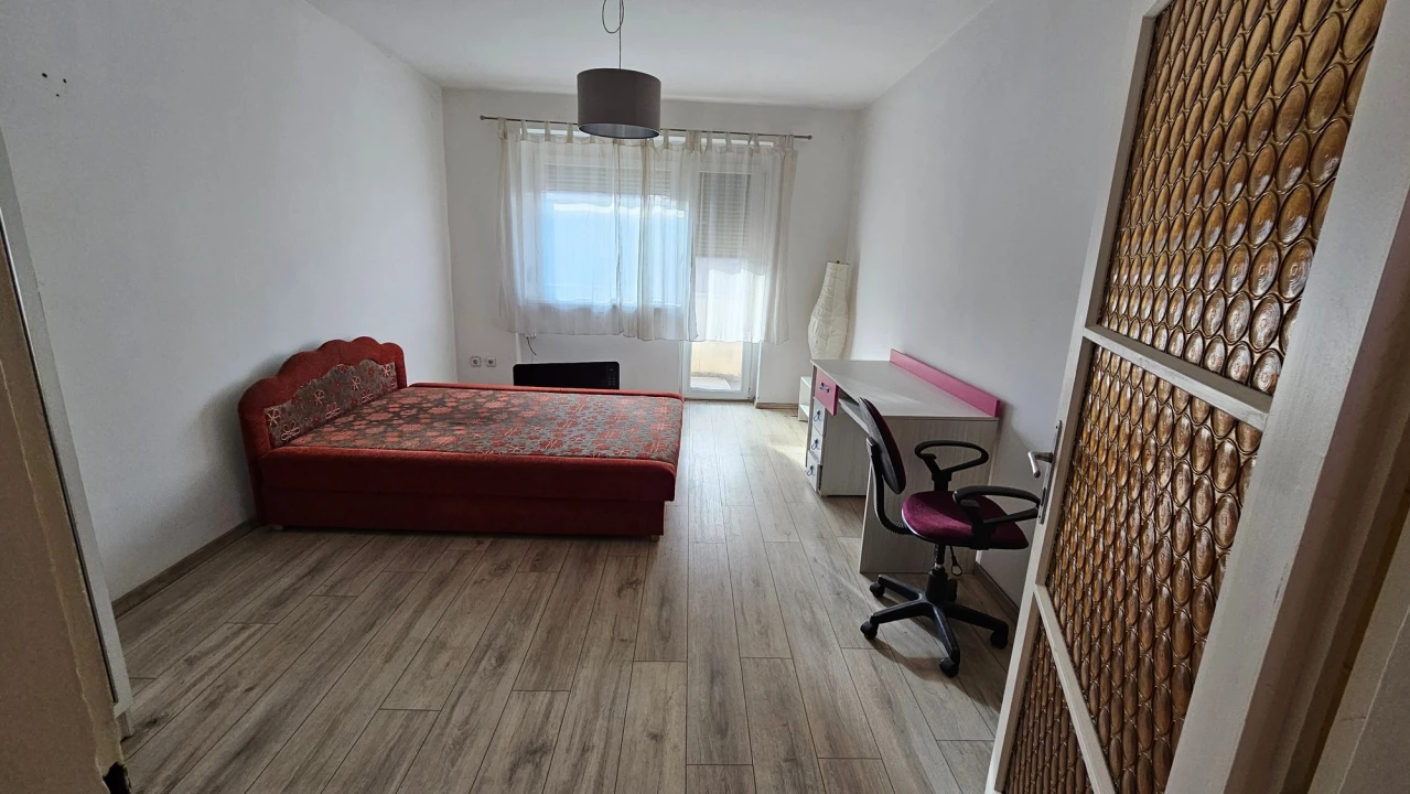 Eladó téglalakás, Szeged, Kossuth Lajos sugárút