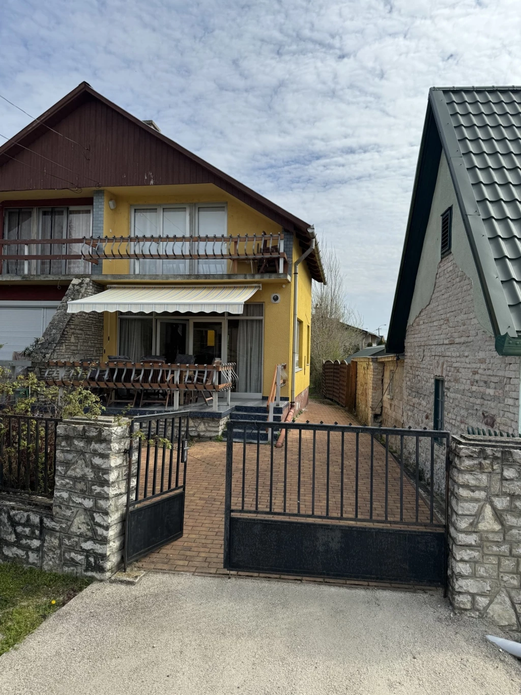 For sale semi-detached house, Balatonkenese