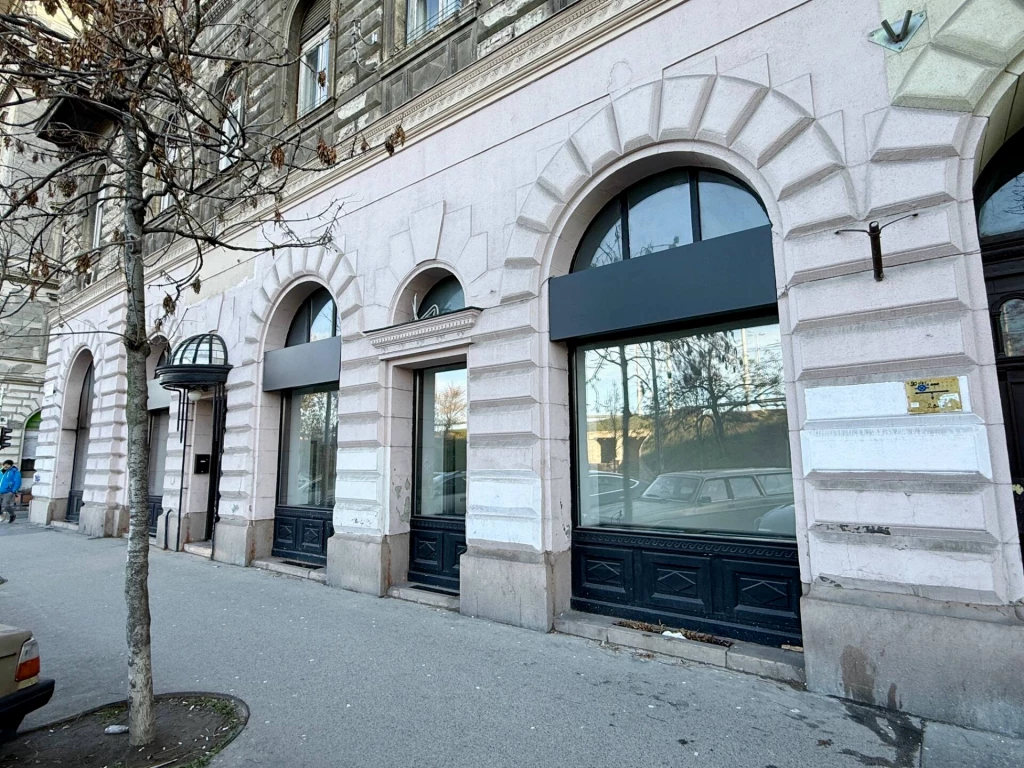 For sale store, Budapest VI. kerület