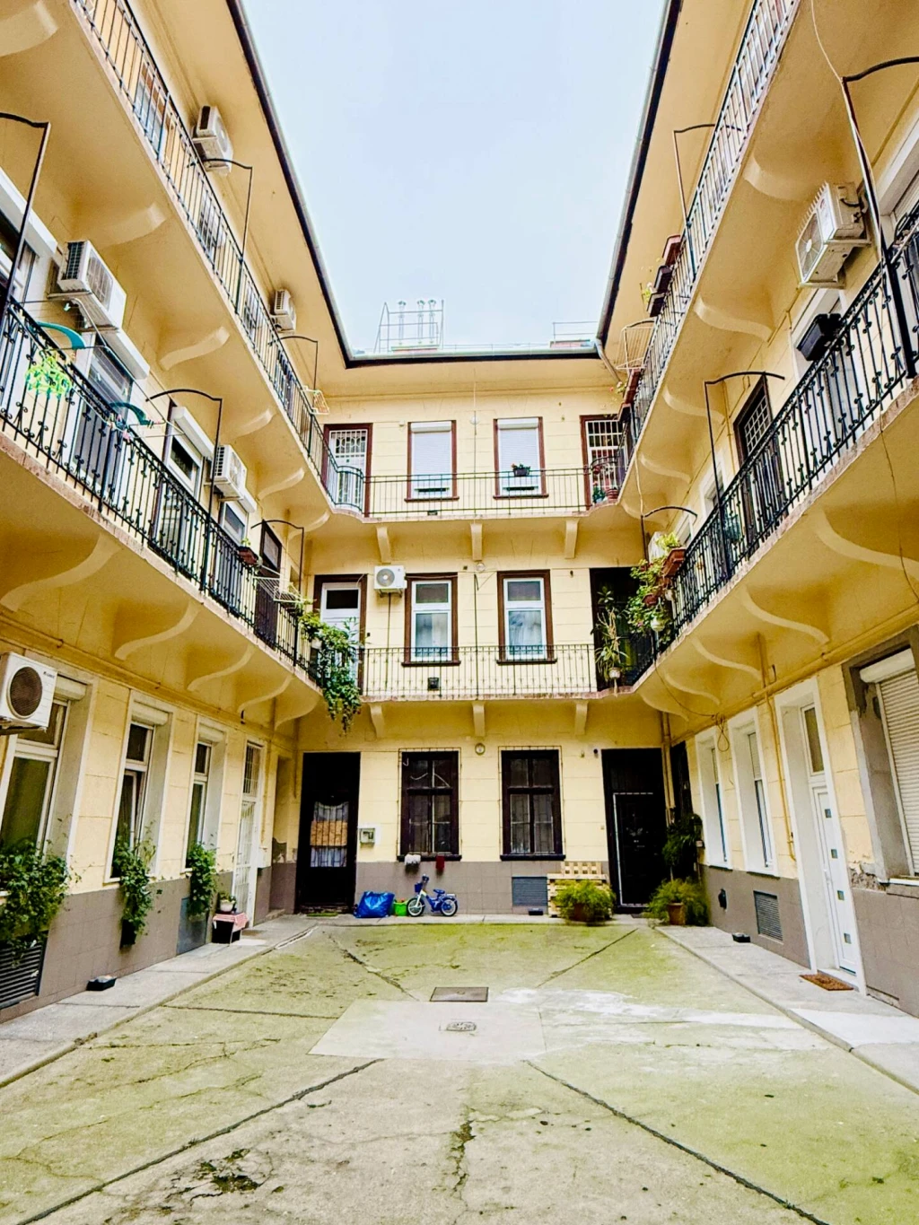 c3-1-name c2-23-name, Budapest XIII. kerület