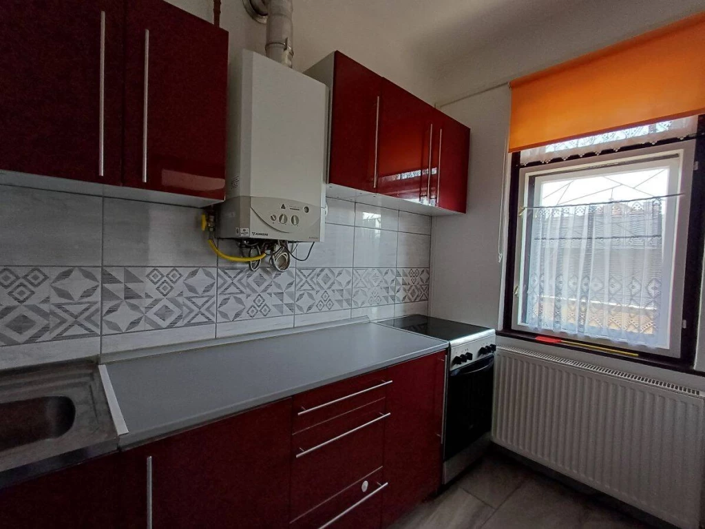 Kiadó lakás Budapest XIV. kerületében, az Örs vezér tér közelében – csendes, kertvárosi utcában!