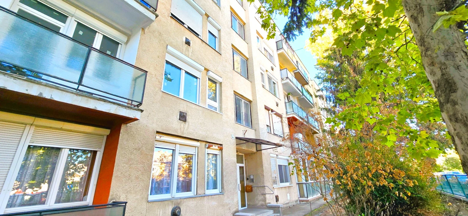 Eladó téglalakás, Szigetszentmiklós