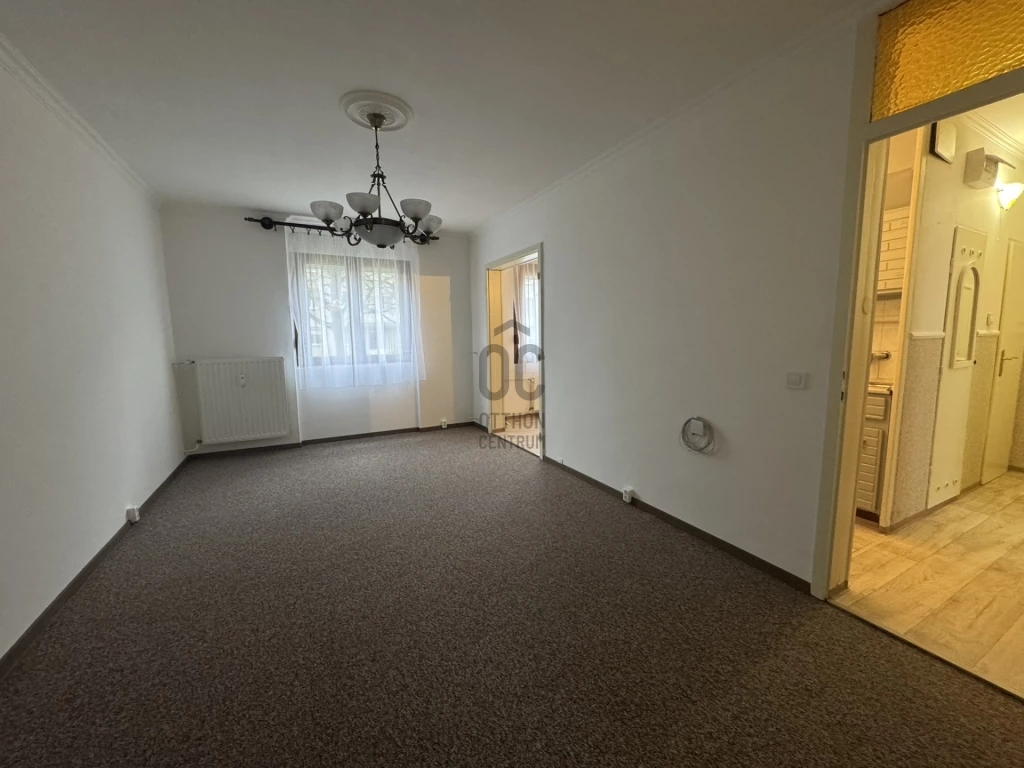 For rent panel flat, Dunaújváros, Ságvári városrész