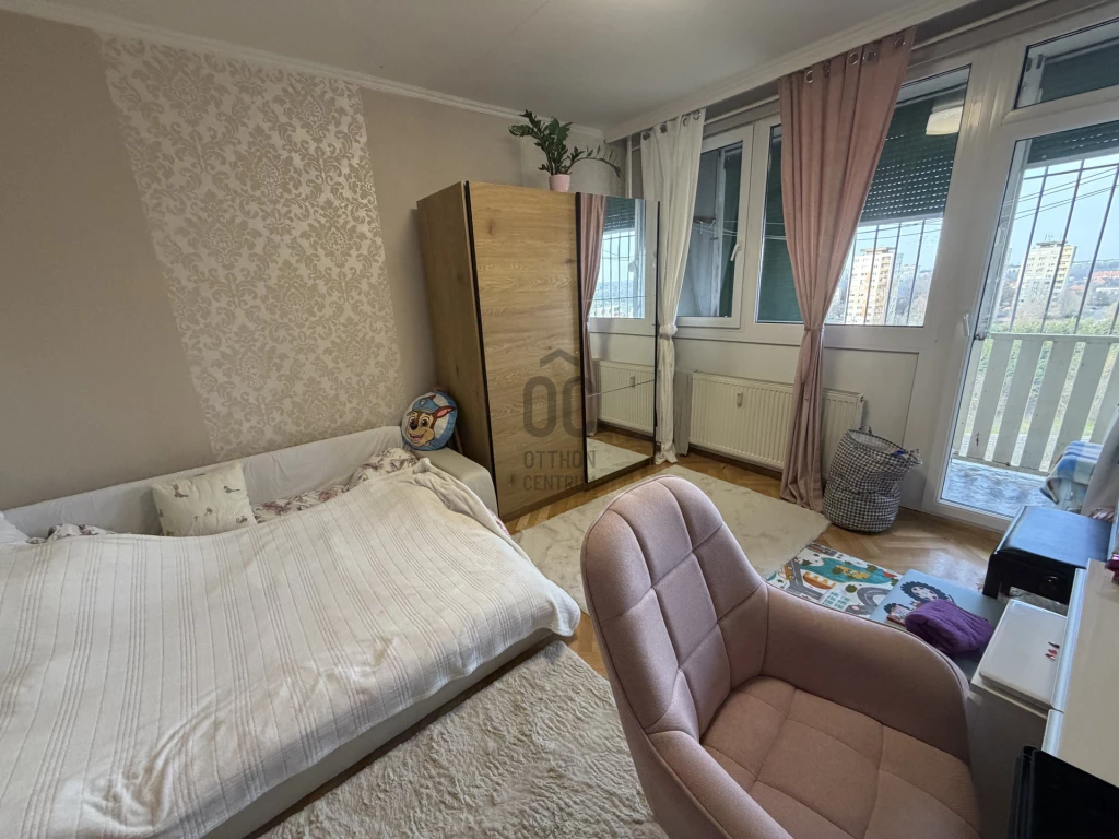 For sale panel flat, Dunaújváros, Római városrész