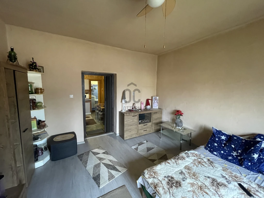 Eladó családi ház, Nagykarácsony, Nagykarácsony