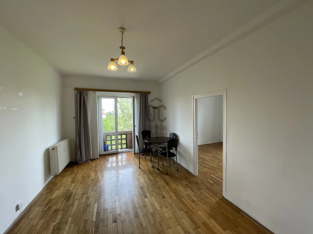 Eladó téglalakás, Dunaújváros, Belváros