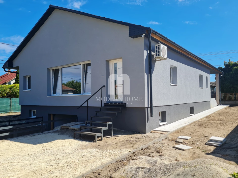 For sale house, Lepsény