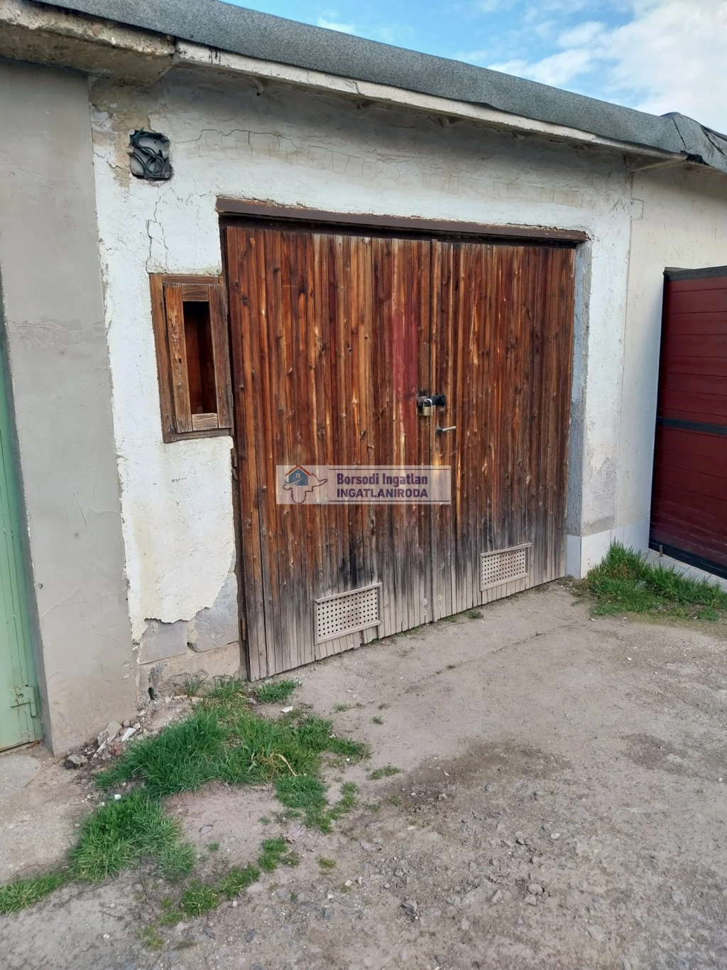 Eladó Garázs, Kazincbarcika 2.990.000 Ft