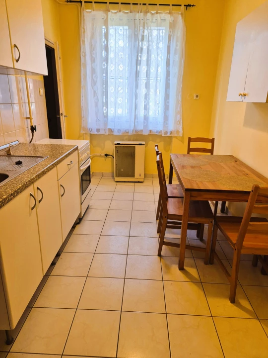 Eladó téglalakás, Budapest XIV. kerület, Szervián utca