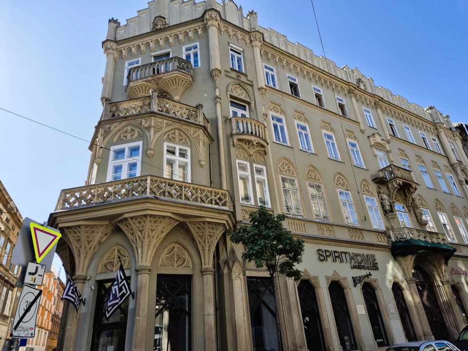For sale brick flat, Budapest VII. kerület, Király utca
