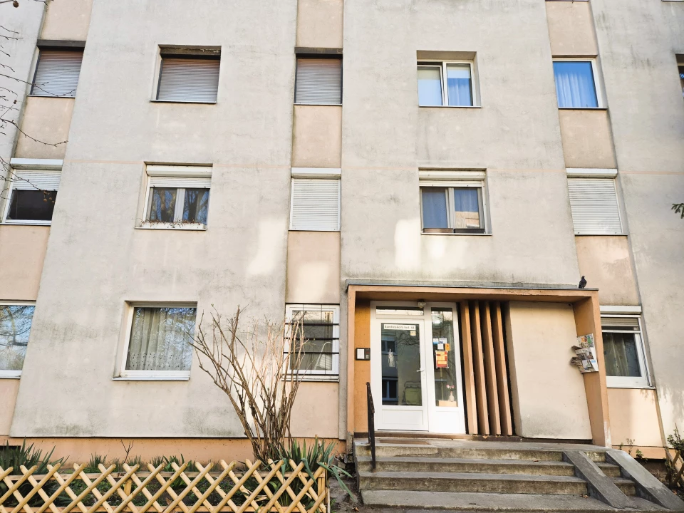 c3-1-name c2-20-name, Székesfehérvár, Szedreskerti lakónegyed