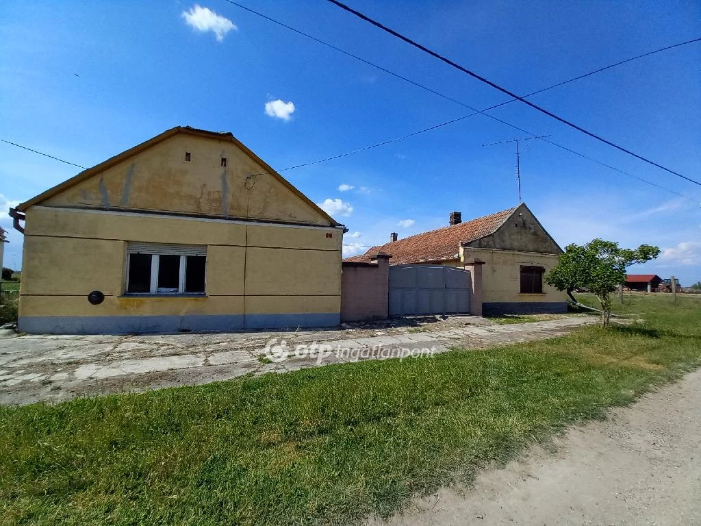 For sale house, Szakmár, Újtelek