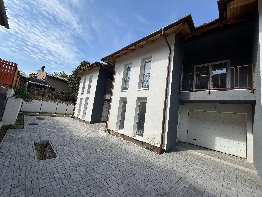 For sale terraced house, Szigetszentmiklós, Társasházas