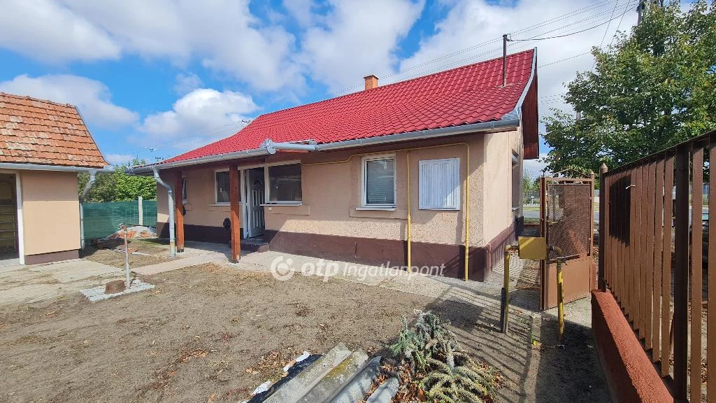 For sale house, Jakabszállás, Utca front