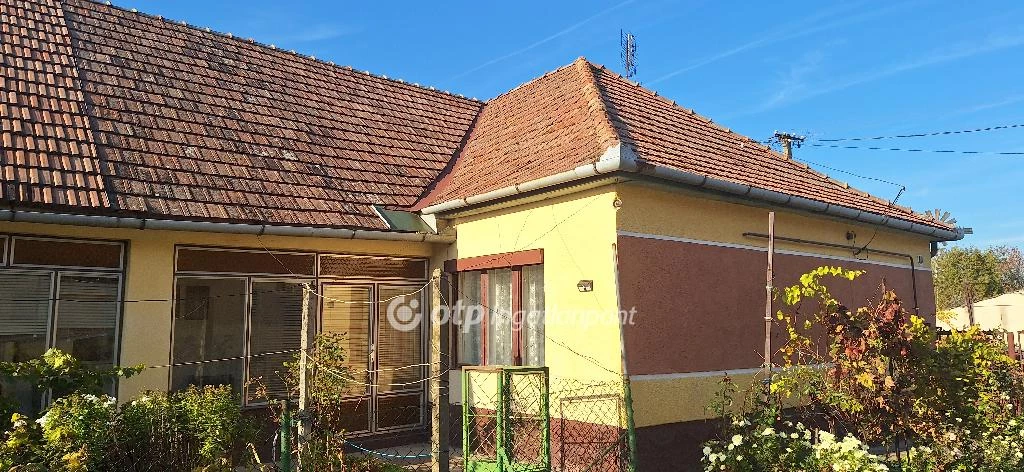 For sale house, Újtelek, Bolt közelében