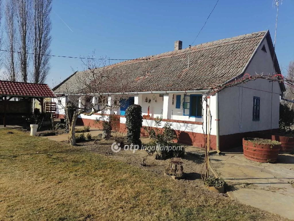 For sale house, Kiskőrös, Boronal Kft Környéke