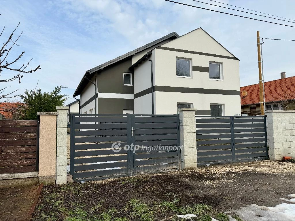 Eladó házrész, Szigetszentmárton, Duna parthoz közel