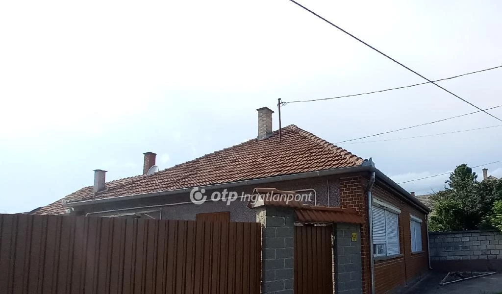 Eladó családi ház, Miske, Óvoda,Fő út