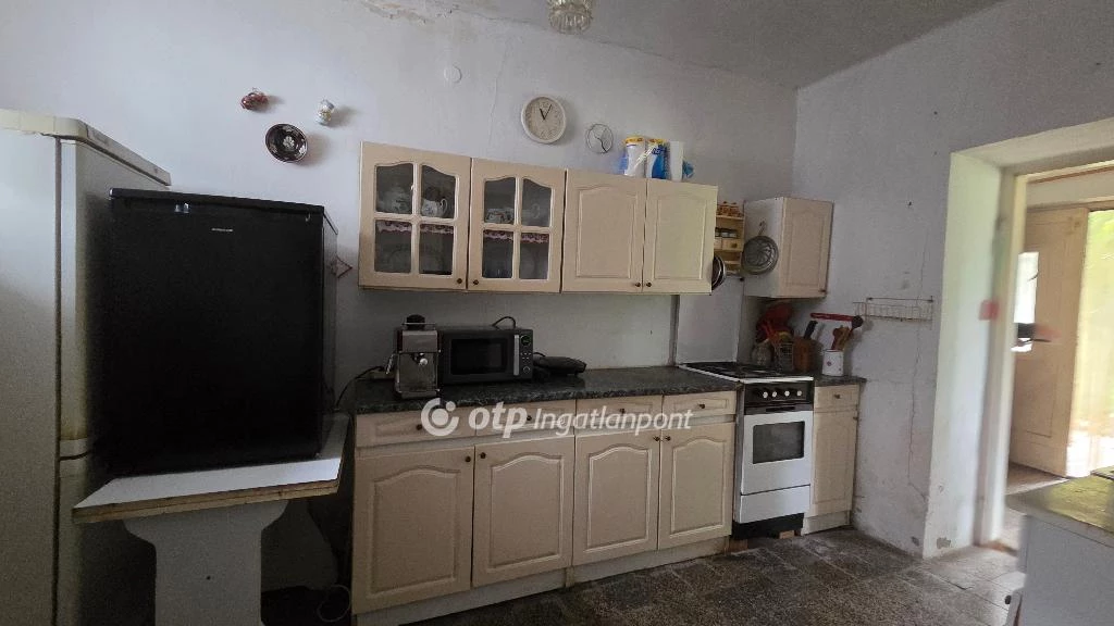 c3-1-name c2-1-name, Kiskőrös, Belvaros