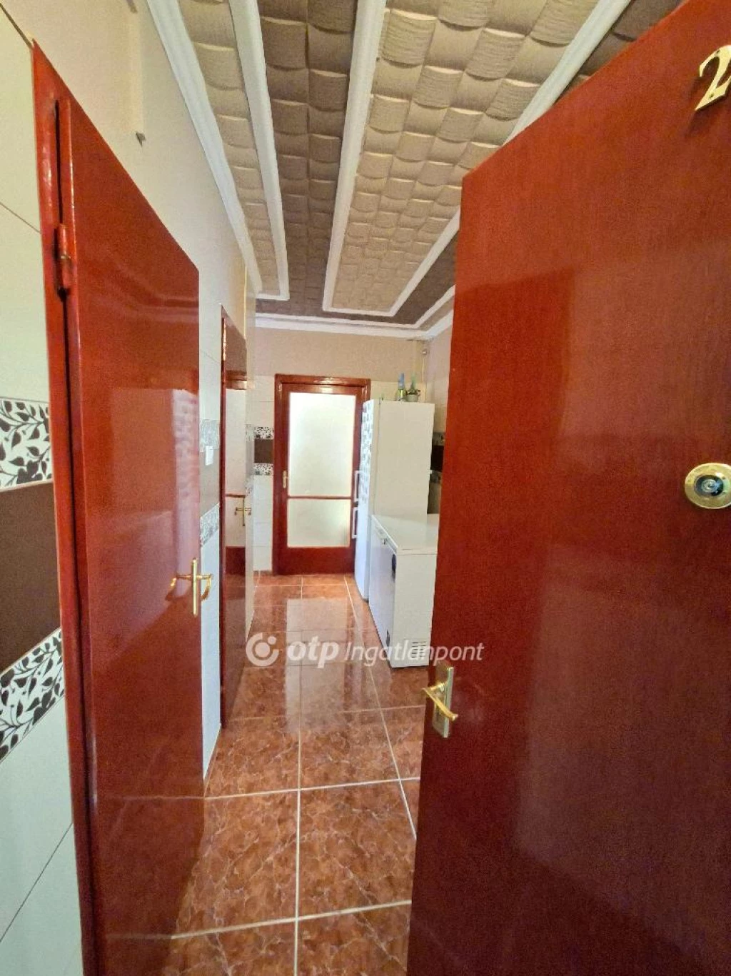 Eladó panellakás, Szabadszállás, Laktanya környéke