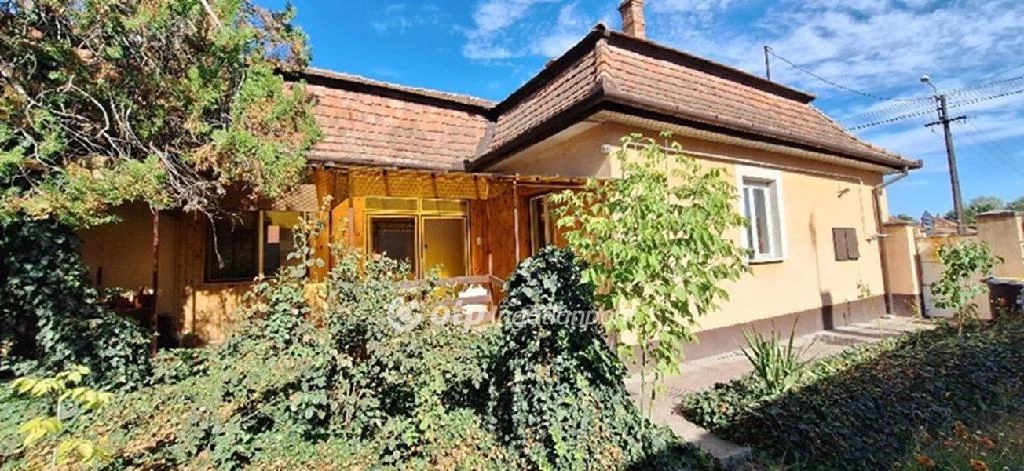 Eladó családi ház, Kaskantyú, Központ