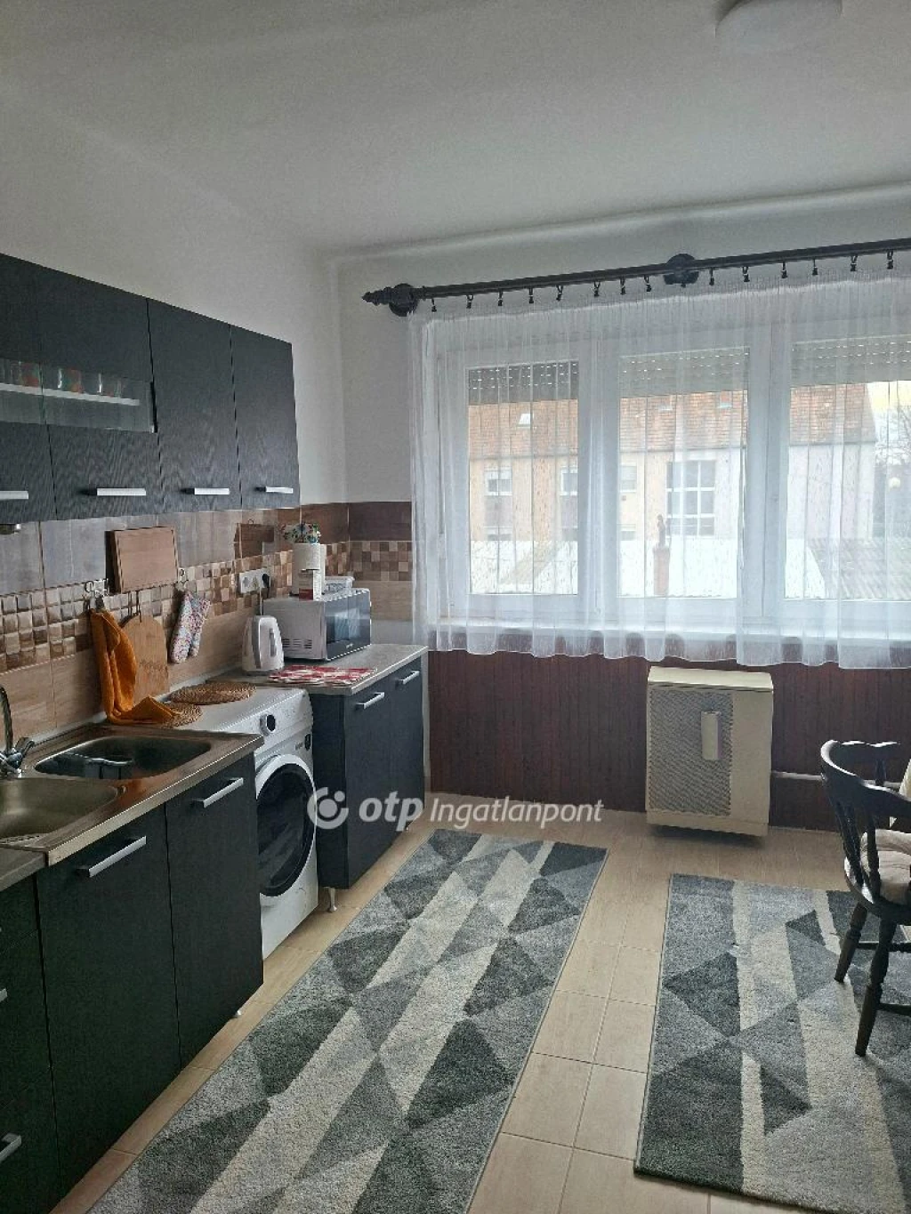 Eladó téglalakás, Szabadszállás, Piac környéke