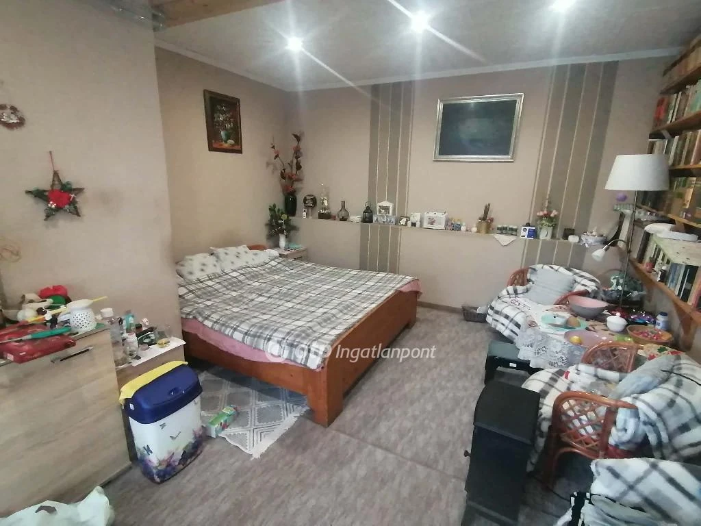 c3-1-name c2-1-name, Kecel, Tüzép környéke