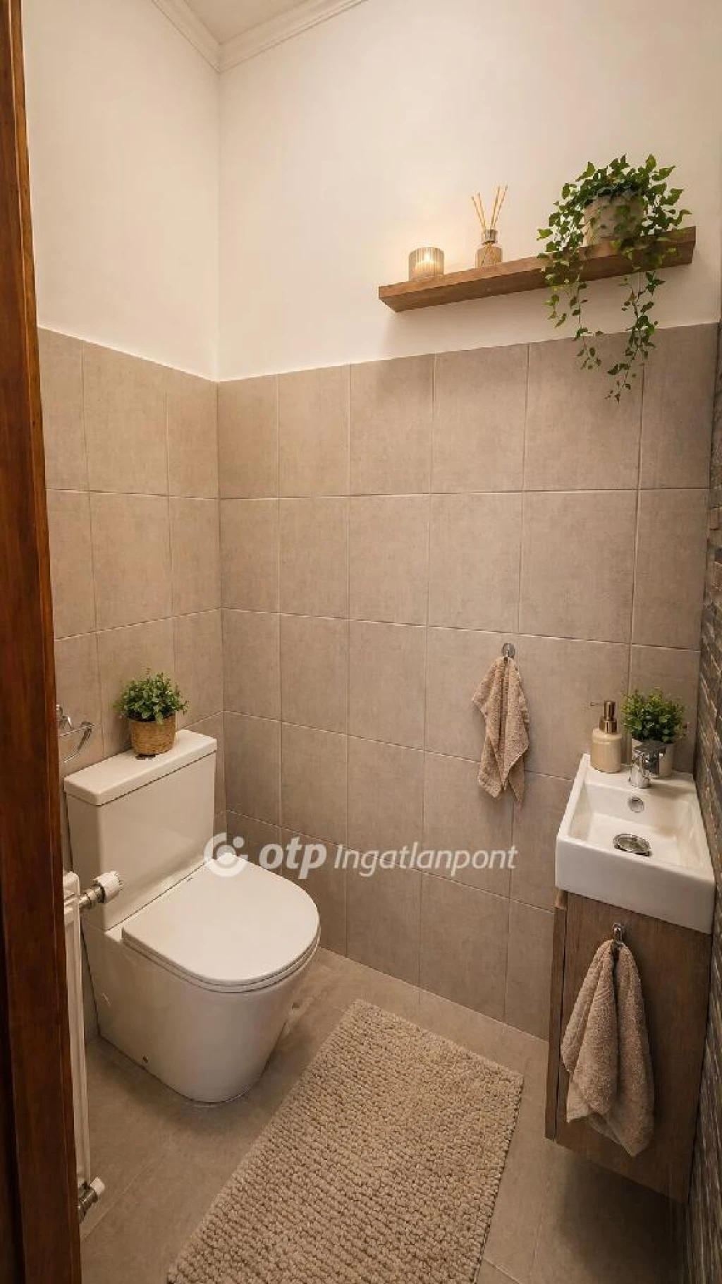 c3-1-name c2-1-name, Baracs, Varoskozpont