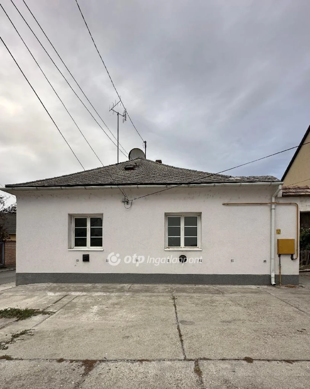 Eladó házrész, Kalocsa, Posta