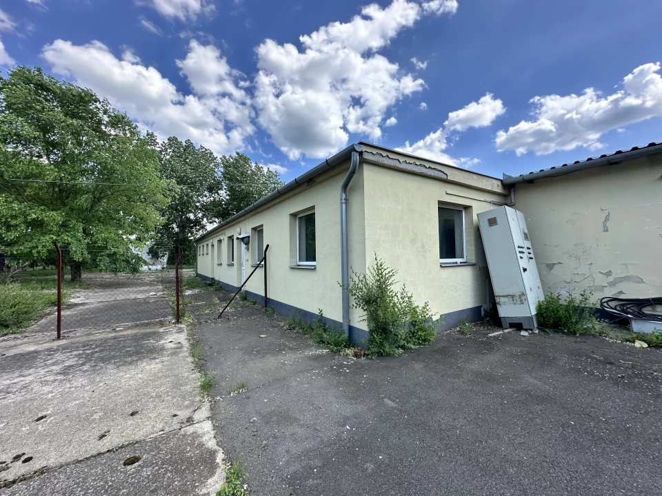 For sale factory building, Gyomaendrőd