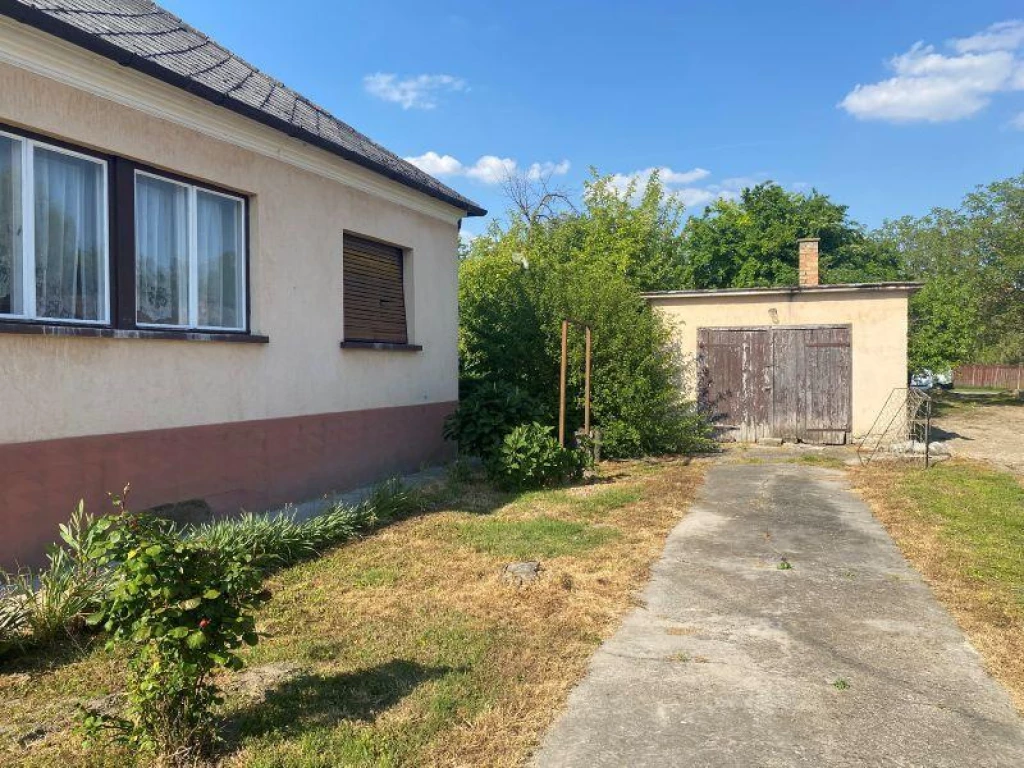 For sale house, Dunaremete