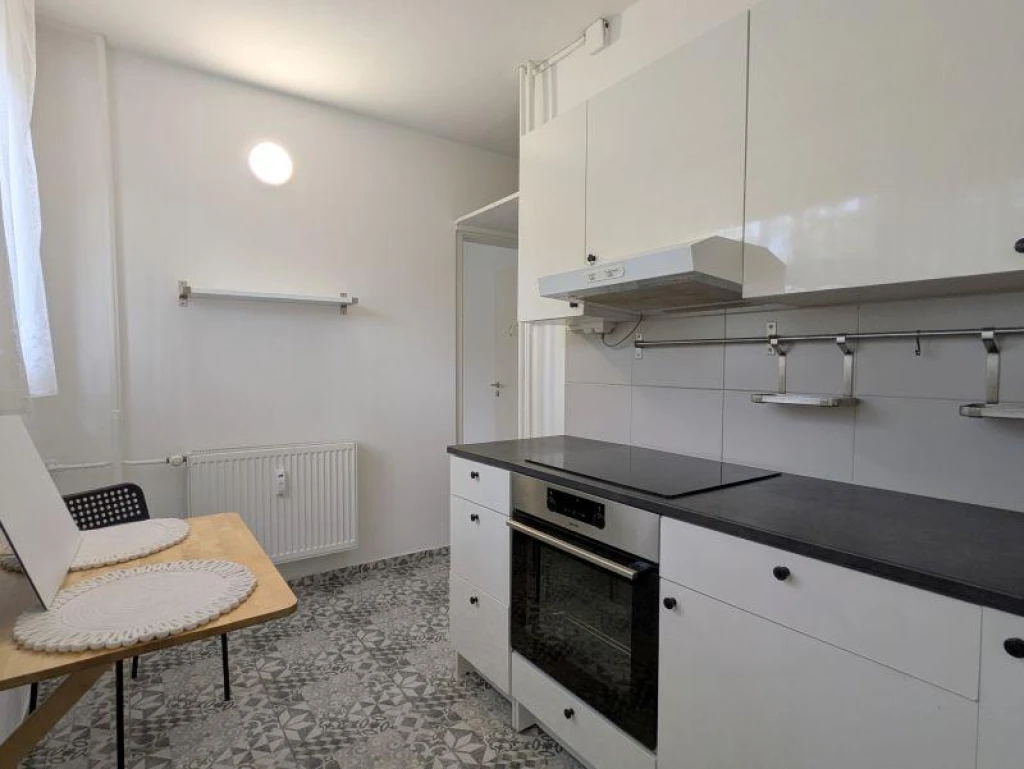 c3-1-name c2-20-name, Mosonmagyaróvár, Városközpont