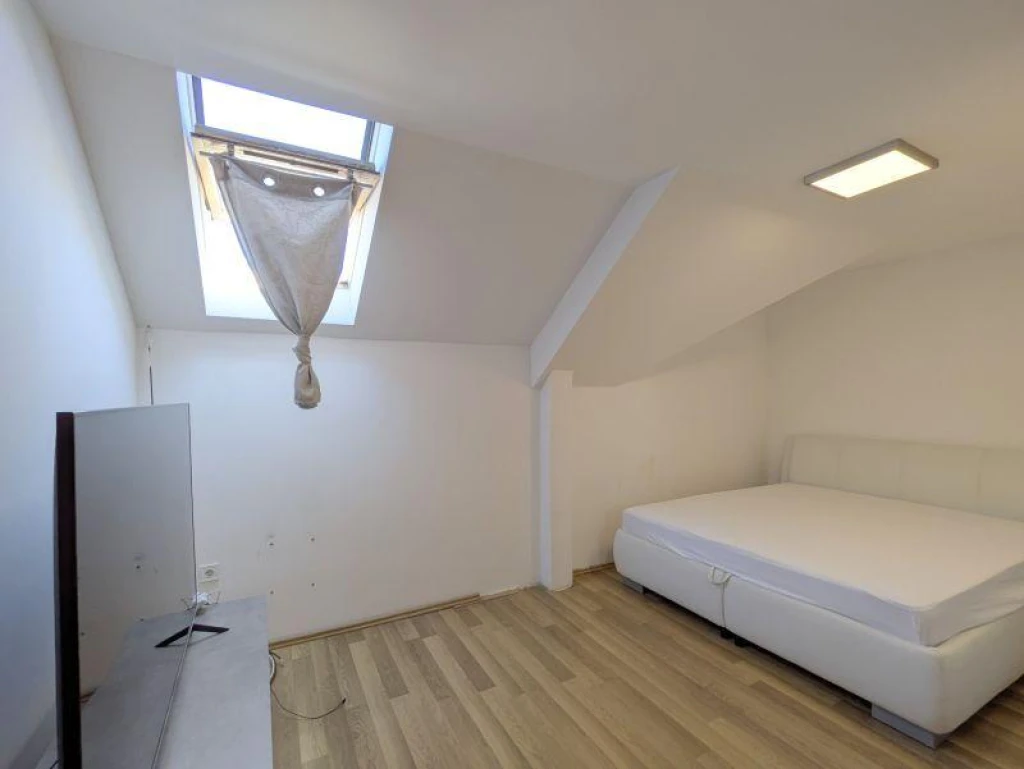 Praktikus otthon Mosonmagyaróvár szívében!