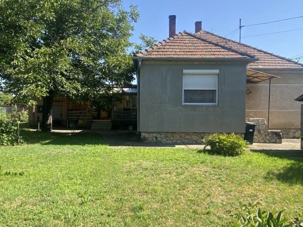 Családi ház Hegyeshalomban eladó!