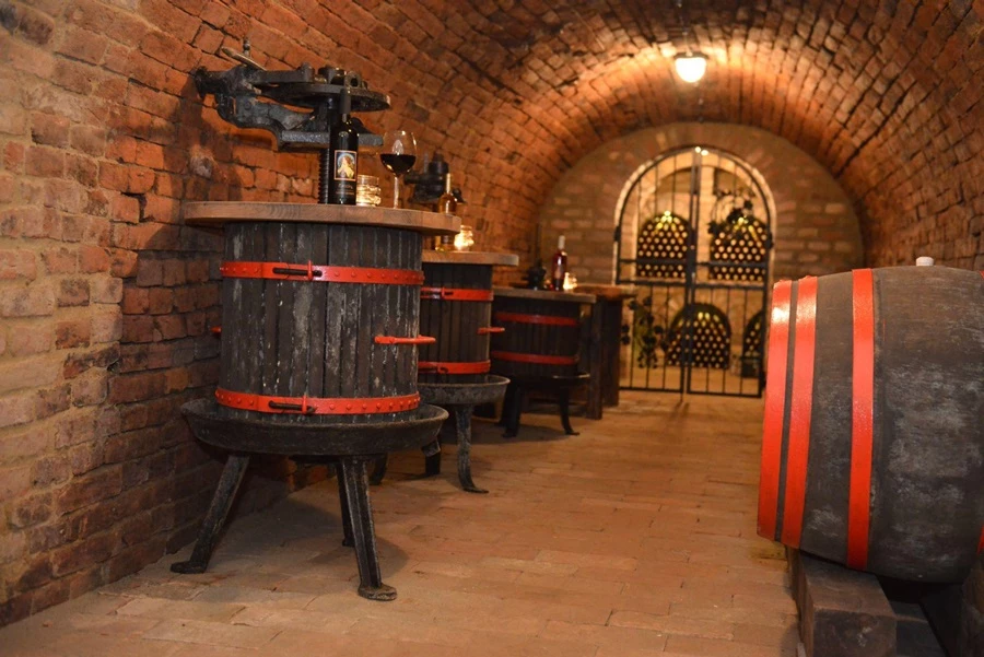 For sale eatery, restaurant, Villány