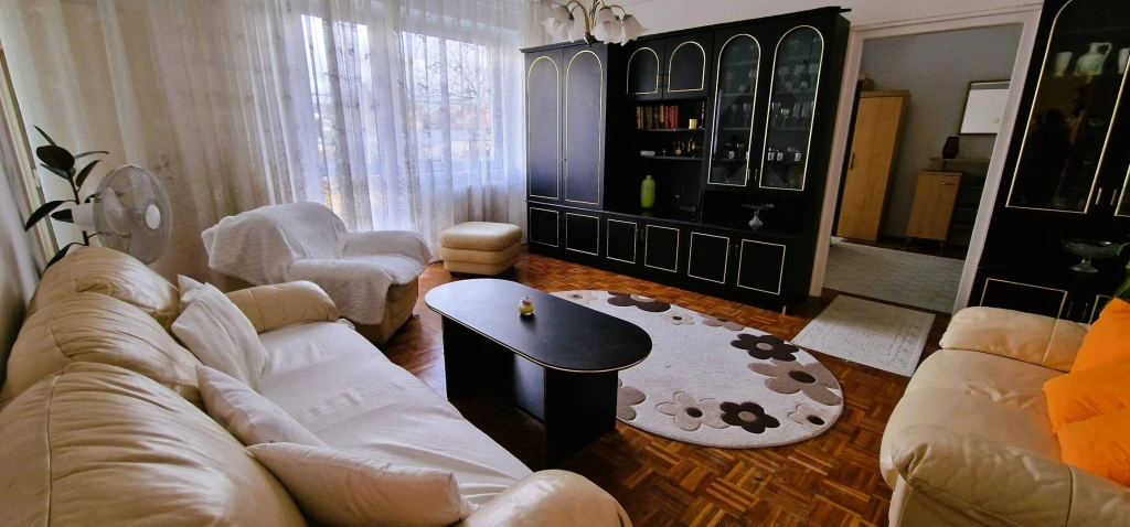 Eladó Társasházi lakás, Vác, Belváros, 58nm, 62900000 Ft