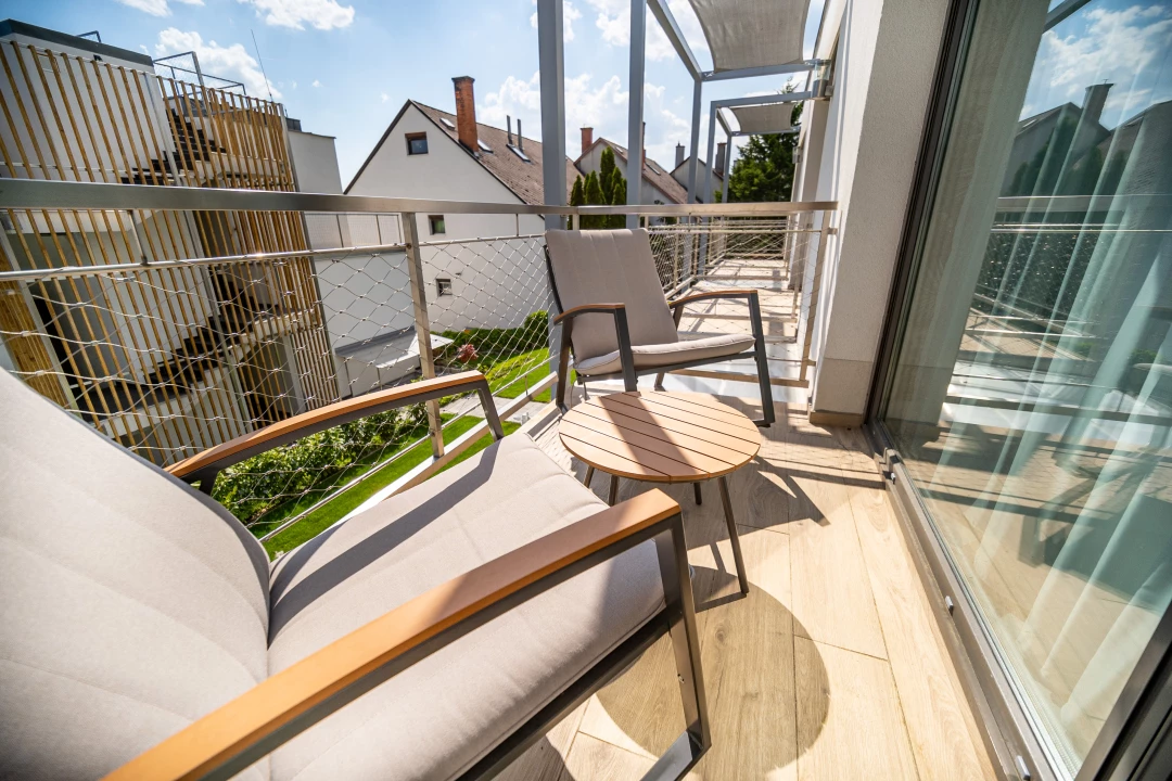 c3-2-name c2-19-name, Balatonfüred