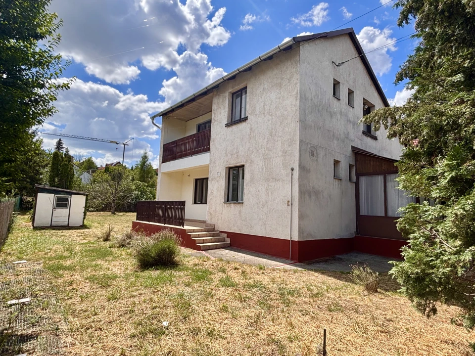 c3-1-name c2-1-name, Balatonalmádi