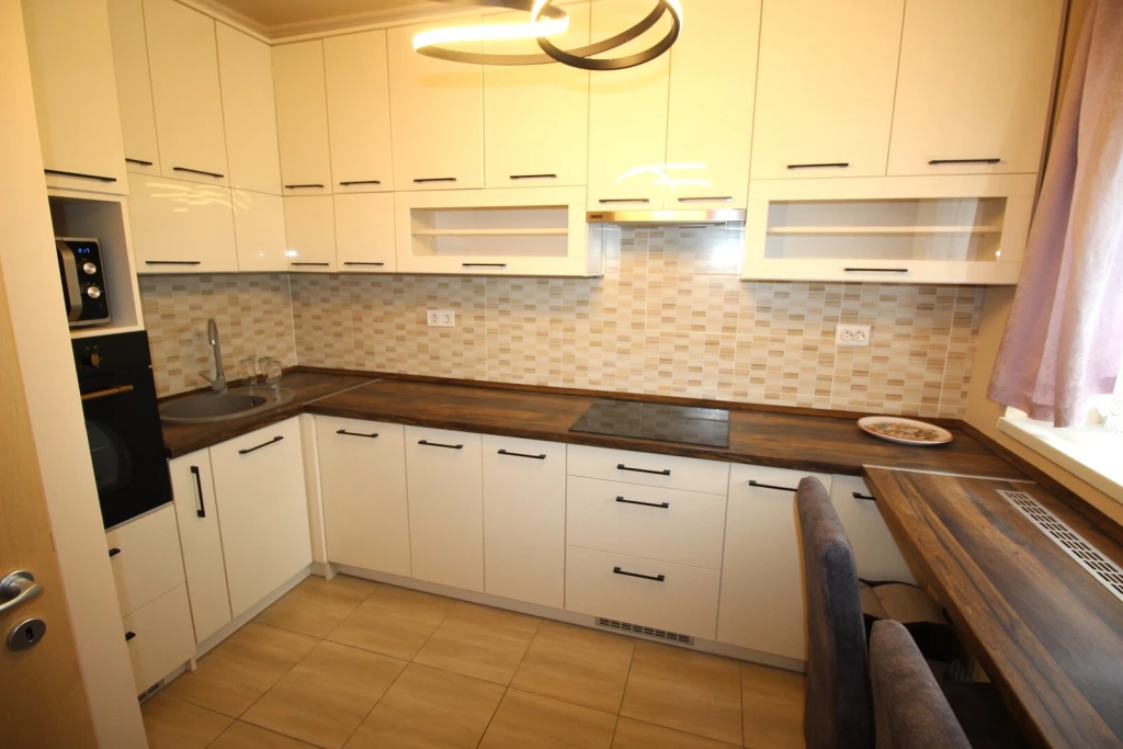 c3-1-name c2-21-name, Nyíregyháza